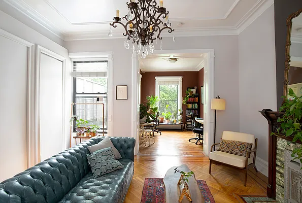 Sold by Compass | media 5