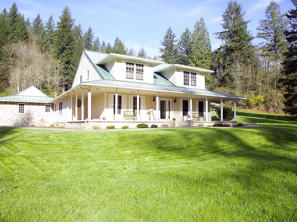 Front View of Home