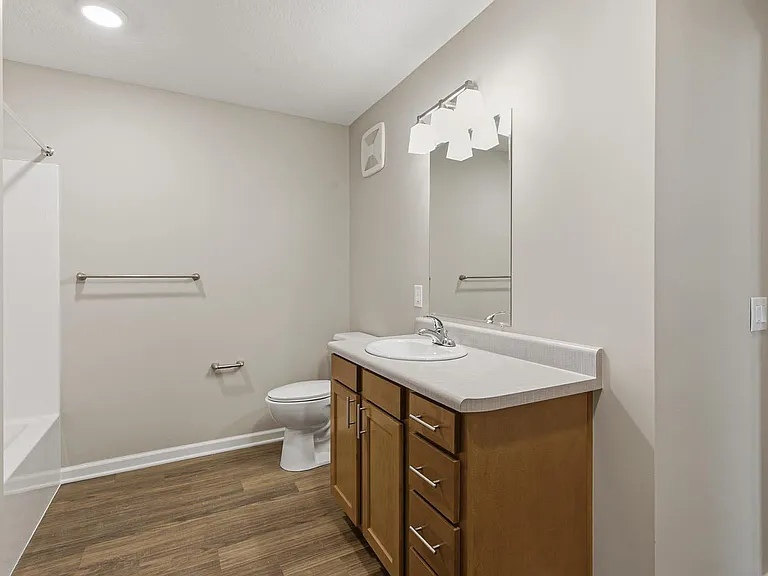 Granville Woods Lofts II — Photo 27