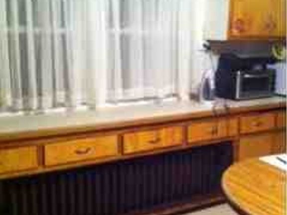 3rd image of 4007 Elmwood Ave