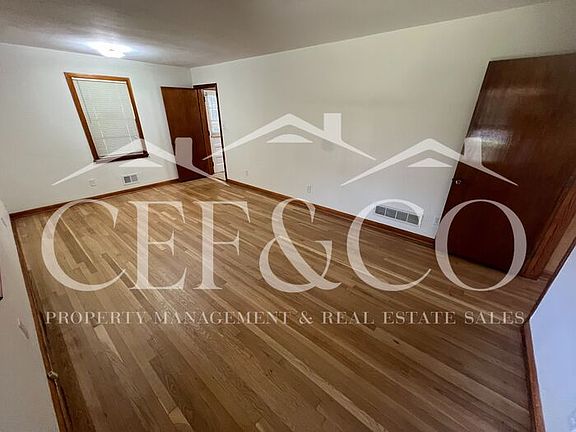2nd image of 412 Pierpont Avenue Ext