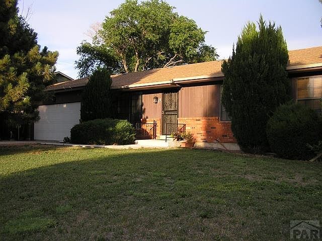 1st image of 5 Carousel Ln