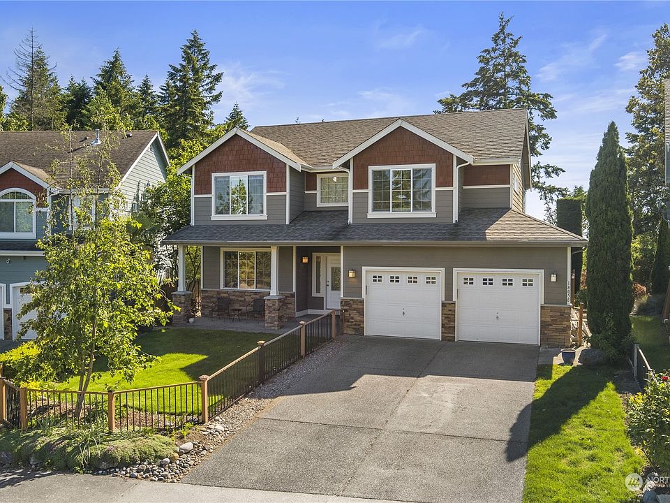 1st image of 18058 Mt Walker Drive NE