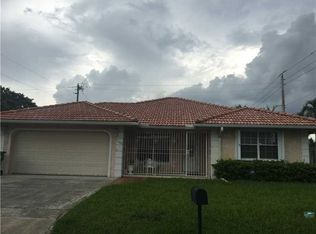 1700 SW 97th Ave, Hollywood, FL 33025