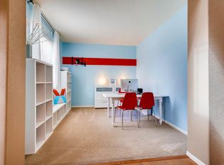 26033 E Peakview Pl, Aurora, CO 80016