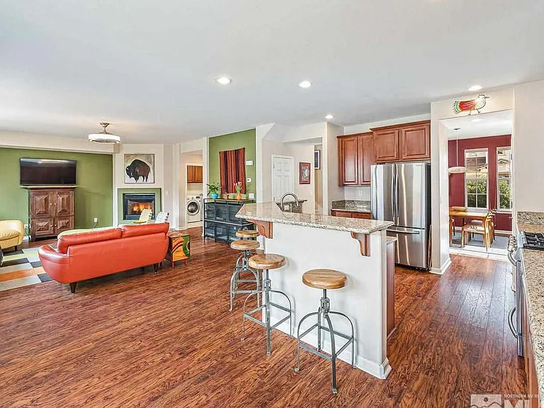 570 Little Sorrel Ct — Photo 8