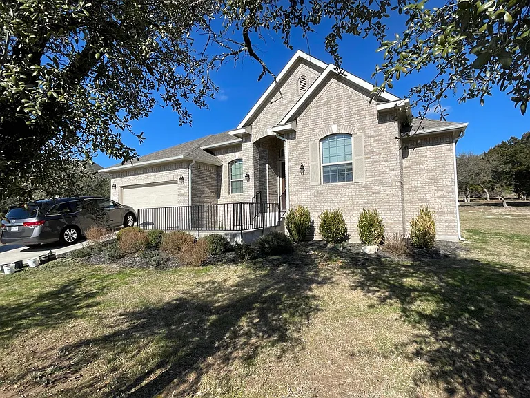 4809 Turquesa Dr — Photo 2