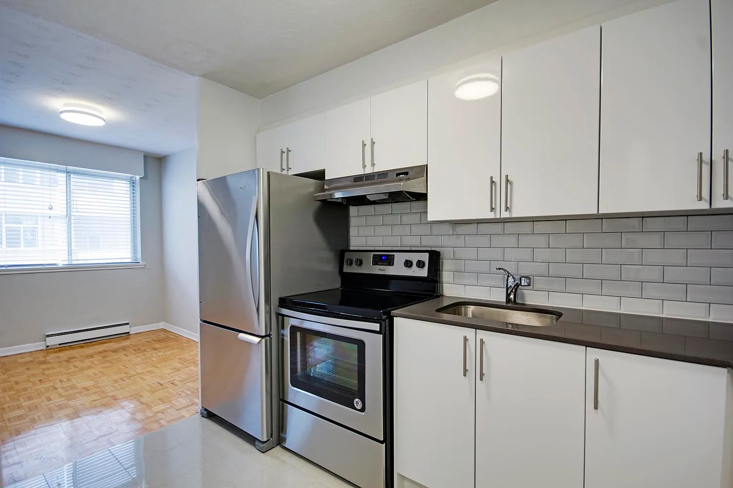 89 Isabella Street — Photo 4