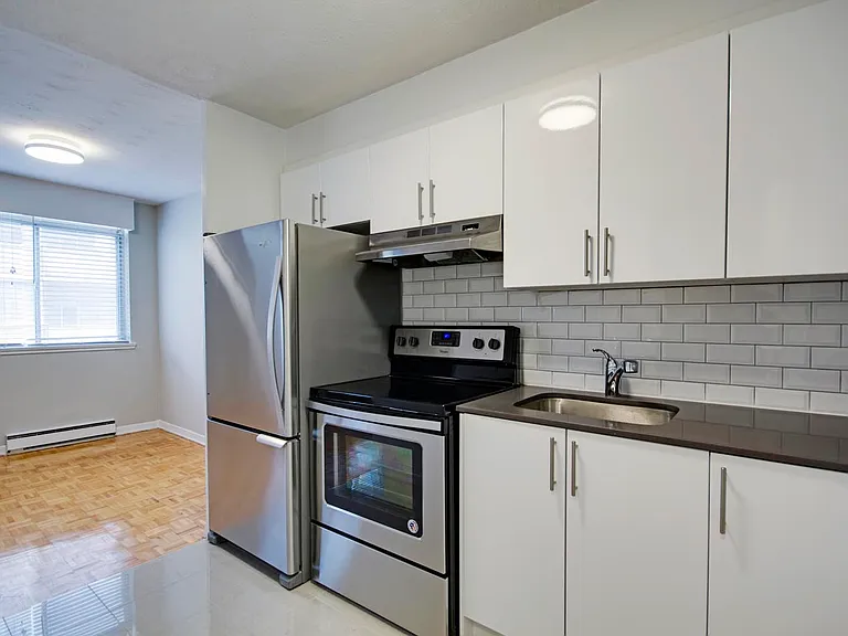 89 Isabella St #204 — Photo 3