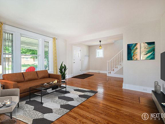 4th image of 1012 Powers Ave NW