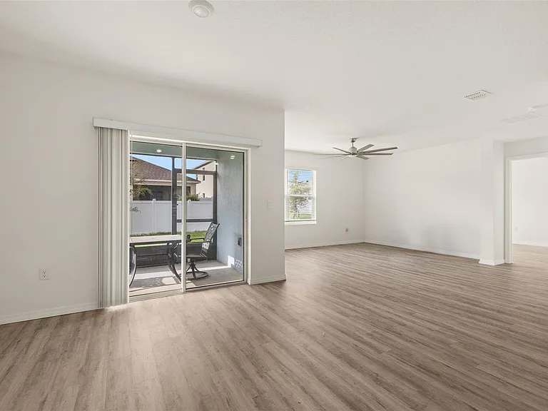 1078 Clay Blvd — Photo 28