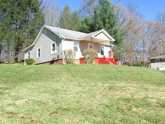 2nd image of 133 Brandonwood Dr