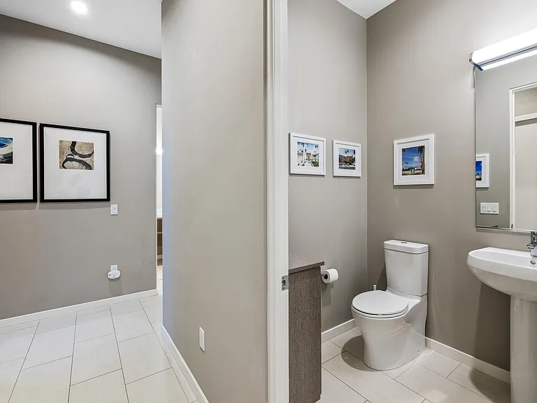 660 Equinox Way — Photo 38
