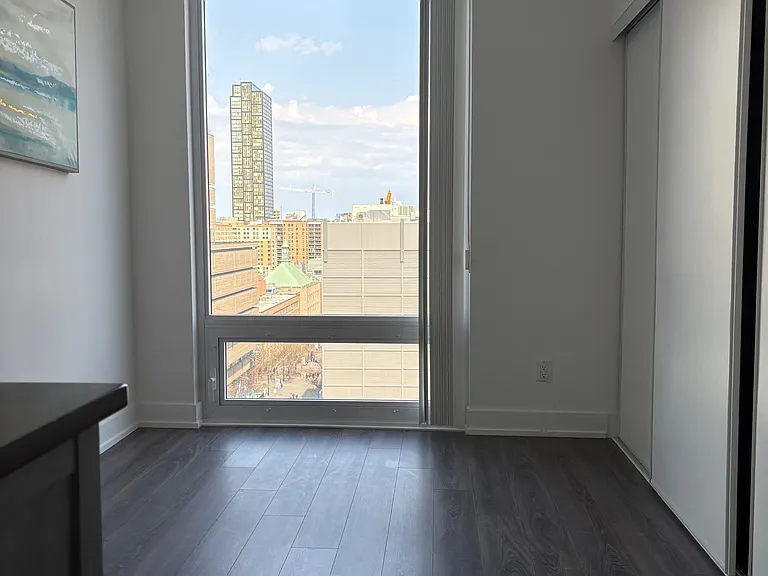20 Edward St #904 — Photo 19