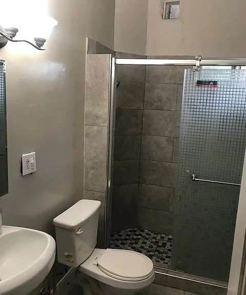 2408 S Grand Ave #17 — Photo 7