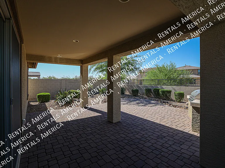 8817 W Luke Ave — Photo 40