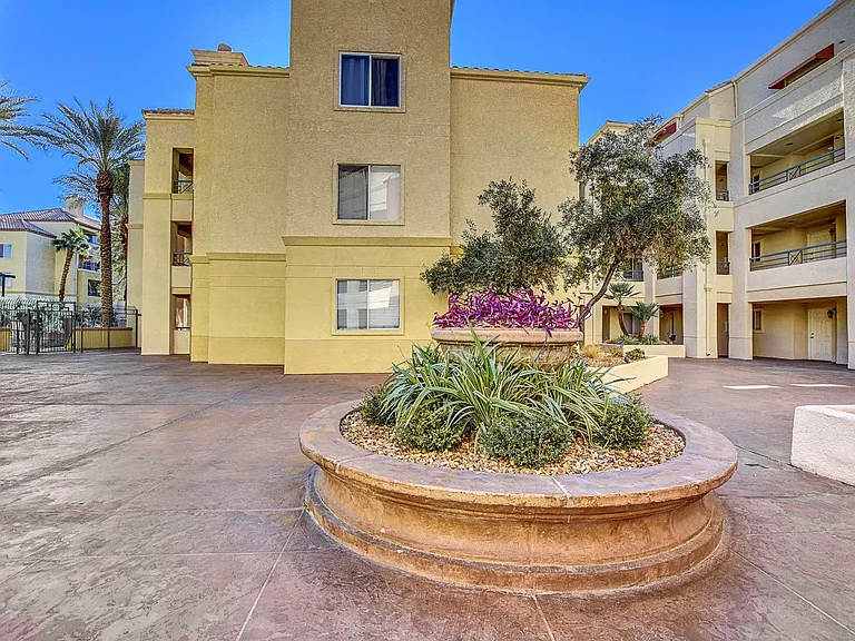 260 E Flamingo Rd #416-1 — Photo 45