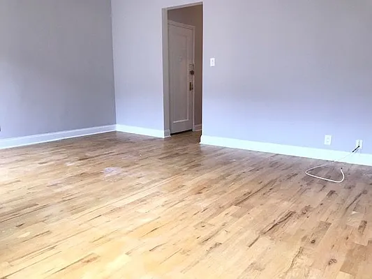 Rented by Beekman Street Realty | media 2