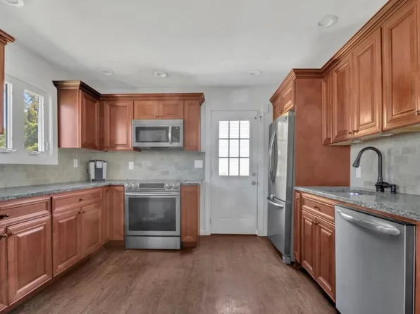 1835 Straight Path, Dix Hills, NY 11746