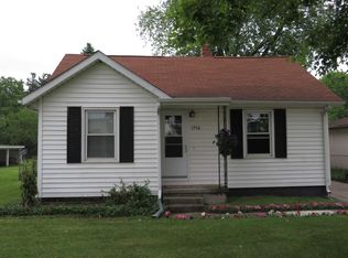 1756 Lincolnway E, Goshen, IN 46526