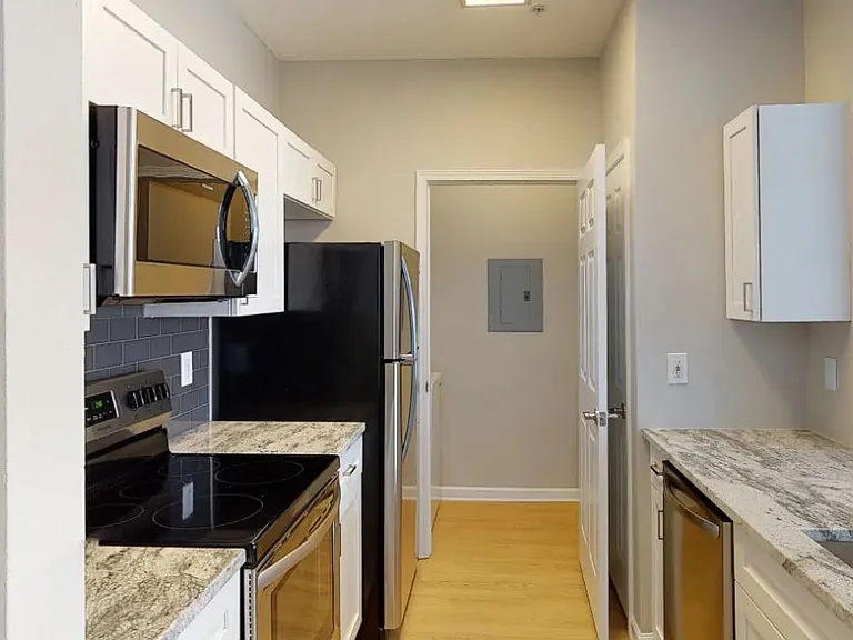 Highlands at Alexander Pointe — Photo 11