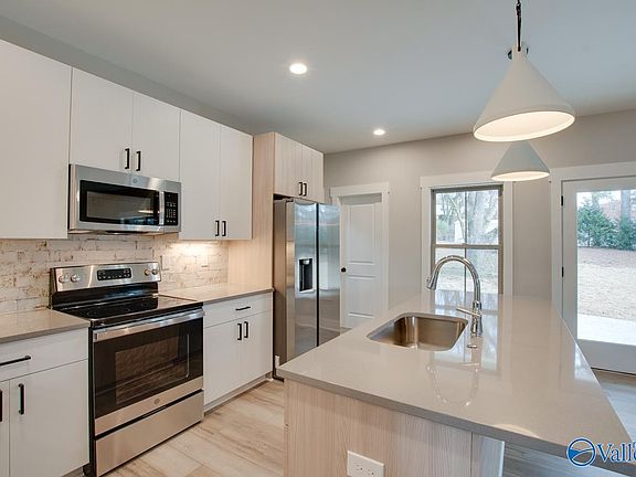 5th image of 1006 Woodall Ln