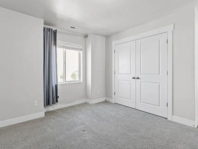 2877 S Greenhead Dr — Photo 10