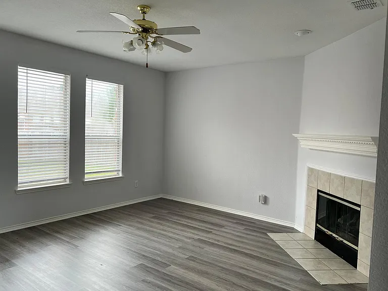 4312 Ridge Point Ln — Photo 10