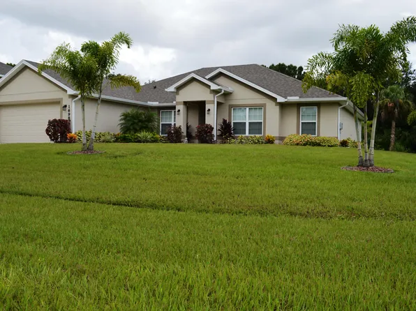 1698 SW Ruiz Terrace, Port St Lucie, FL 34953