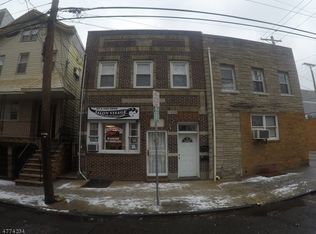 110 Congress St, Newark, NJ 07105