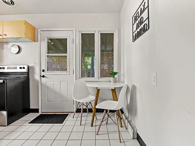 6517 N Stevens St — Photo 26