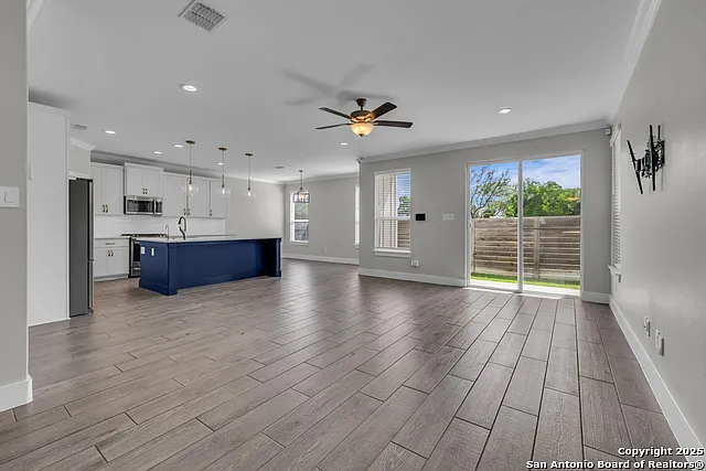 1511 E Sandalwood Ln #6 — Photo 7