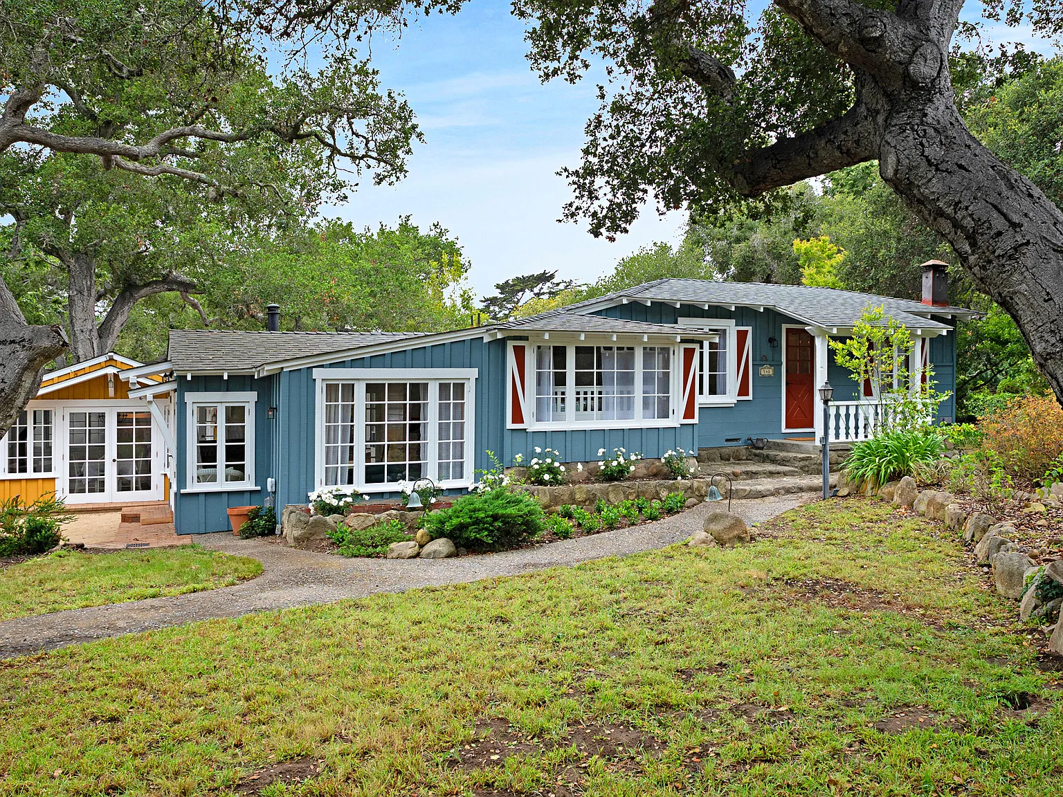 2 bed, 2.0 bath, $10,000 — Photo 1