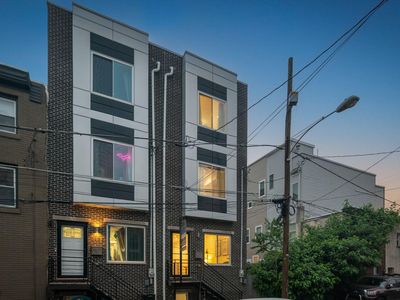2130 E Albert St, Philadelphia, PA, 19125