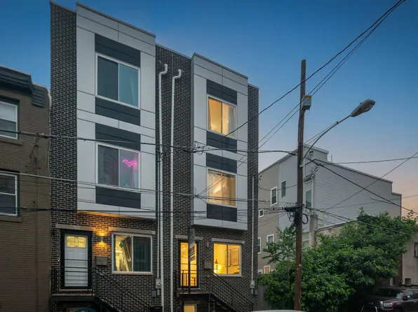 2130 E Albert St, Philadelphia, PA 19125