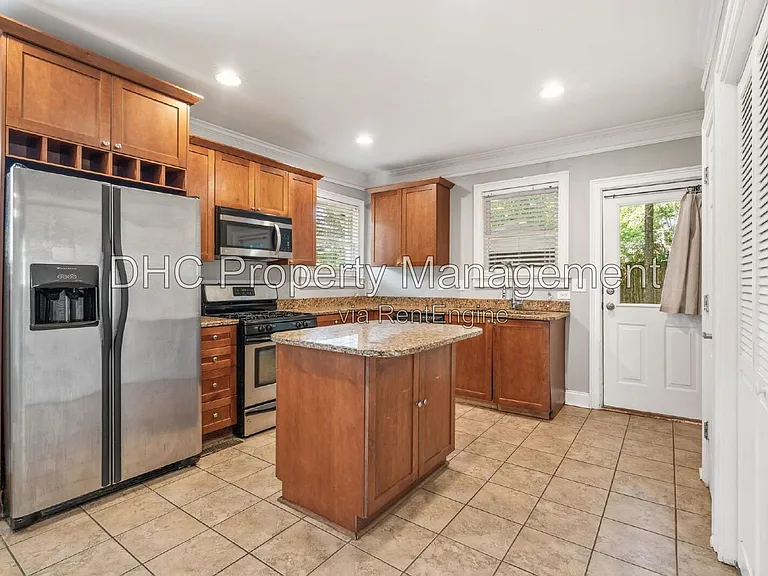 14 Whitefoord Ave NE — Photo 5