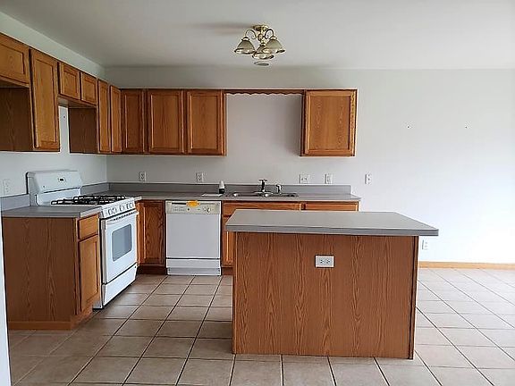 5th image of 15556 Lucena Ct