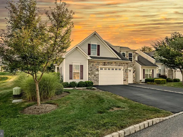 1623 Parkview Ct, Garnet Valley, PA 19060