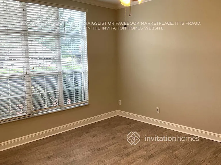 1390 Stellar Dr — Photo 9