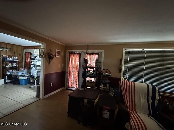 4th image of 9182 Highway 397