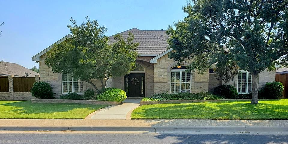 1st image of 4621 Woodhollow Dr