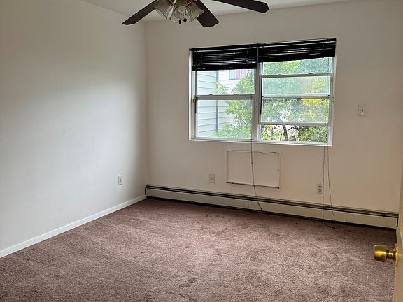 4th image of 326 Beach 87 St #1