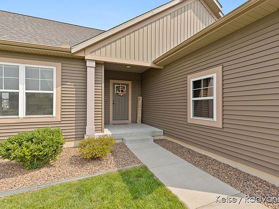 2nd image of 3551 Tearose Dr