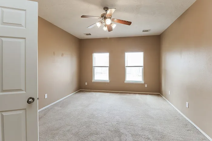20403 Louetta Crossing Dr — Photo 10