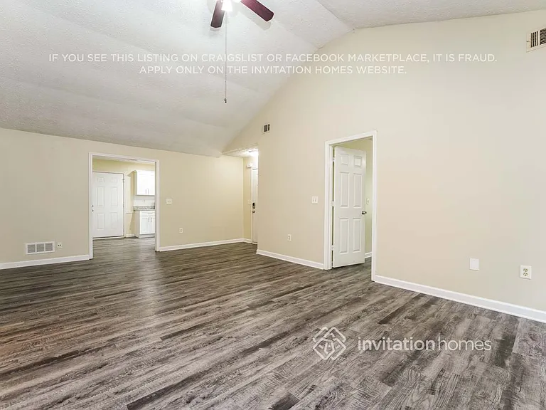 4793 Cedar Lake Dr SE — Photo 4