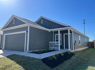 1127 Catfish Ln, Bastrop, TX 78602