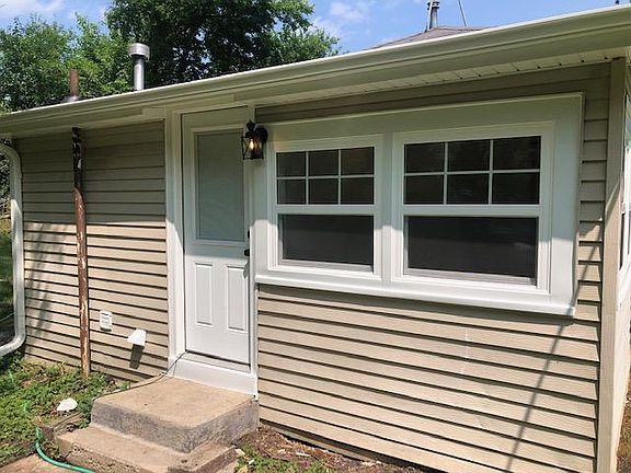 4th image of 3305 S Woods Ave