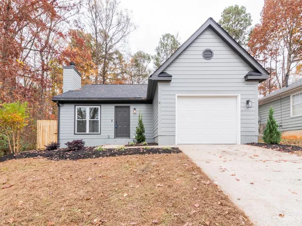 9222 Goldenrod Ln, Charlotte, NC 28227