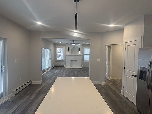 3rd image of 164 Beach 124th St #2