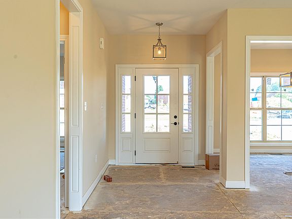 2nd image of 1070 Morning Glory Ln